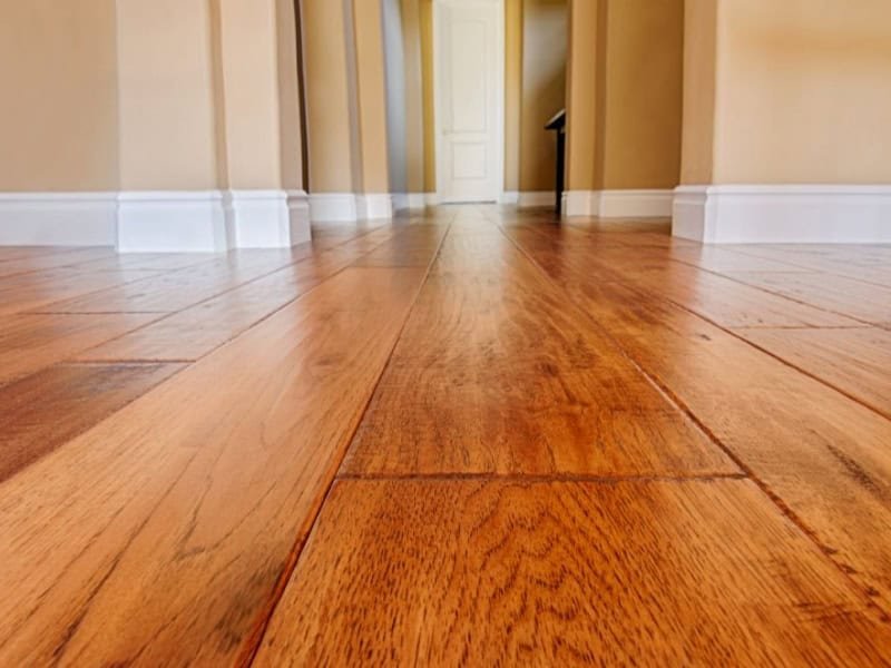 laminate-vs-hardwood-understanding-long-term-performance-2